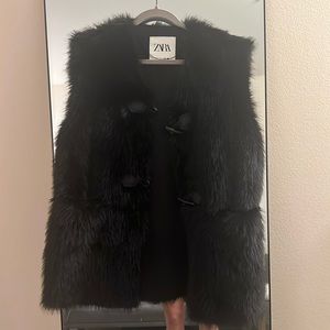 Zara faux fur vest